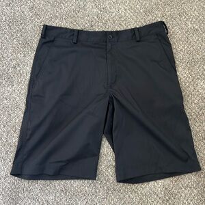 Nike Dri-FIT Golf Shorts Size 34